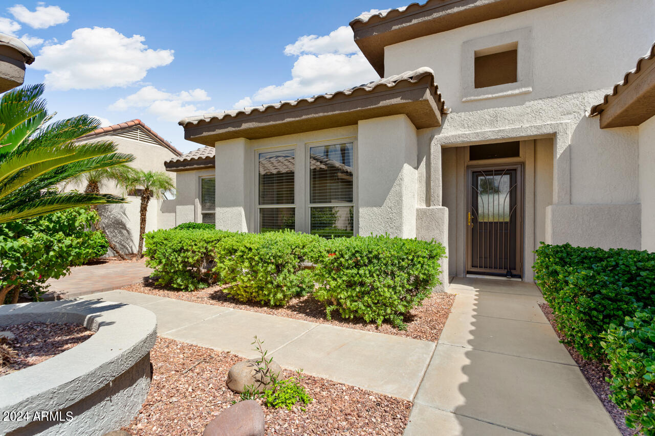 Assumable mortgage in AZ, 16008 W VINEWOOD Drive, Surprise, AZ 85374