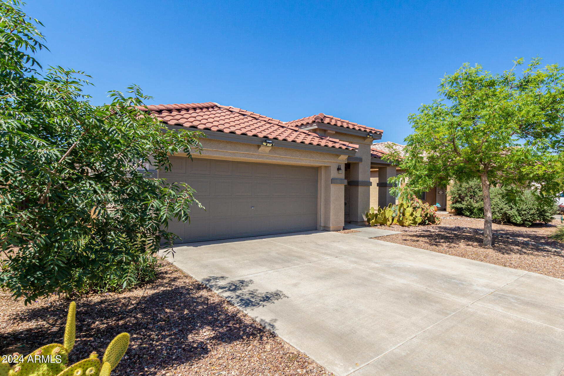 Assumable mortgage in AZ, 586 W VIOLA Street, Casa Grande, AZ 85122