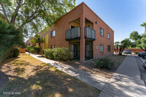 Assumable mortgage in AZ, 1530 S Columbus Boulevard Boulevard UNIT 3, Tucson, AZ 85711