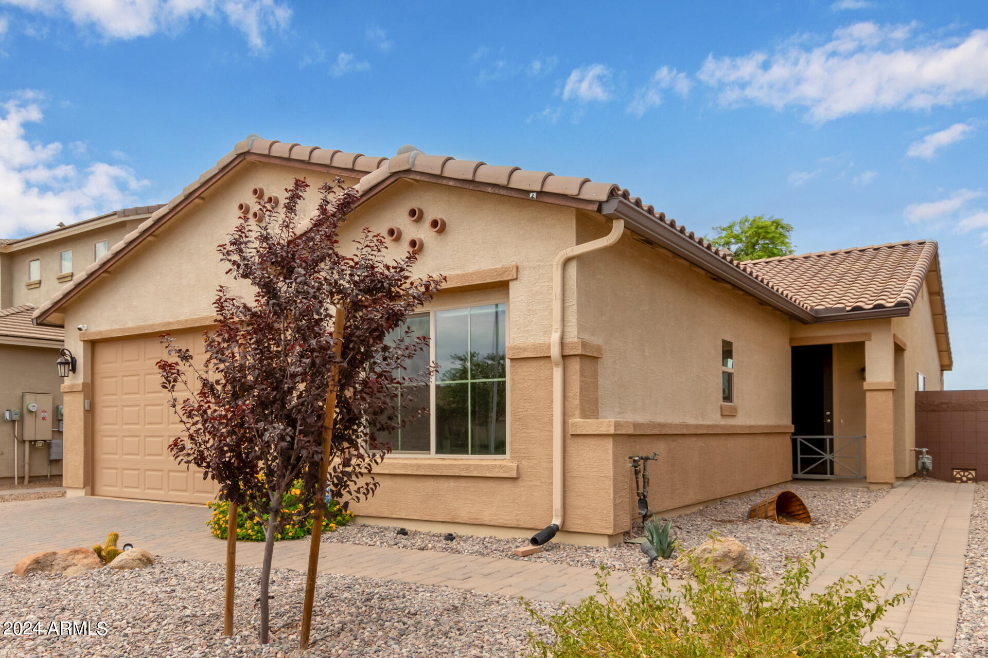 Assumable mortgage in AZ, 41562 N WILLOW Court, Queen Creek, AZ 85140