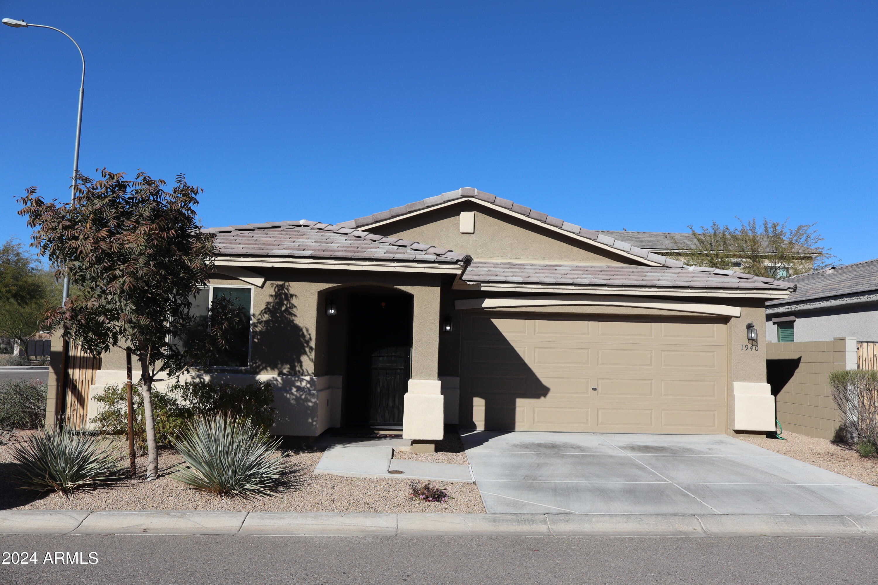 Assumable mortgage in AZ, 1940 W EXPRESSMAN Street, Apache Junction, AZ 85120