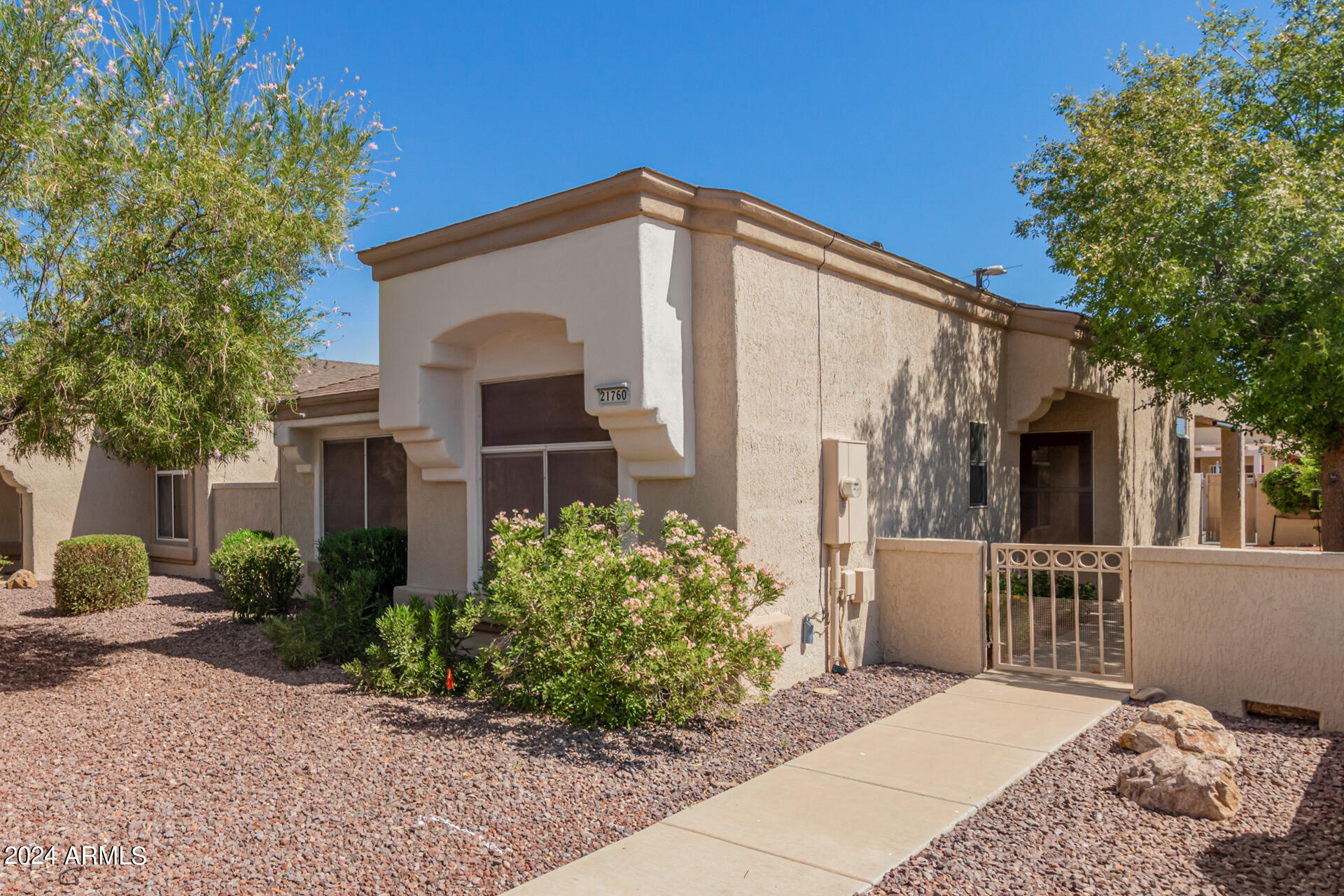 Assumable mortgage in AZ, 21760 N LIMOUSINE Drive, Sun City West, AZ 85375