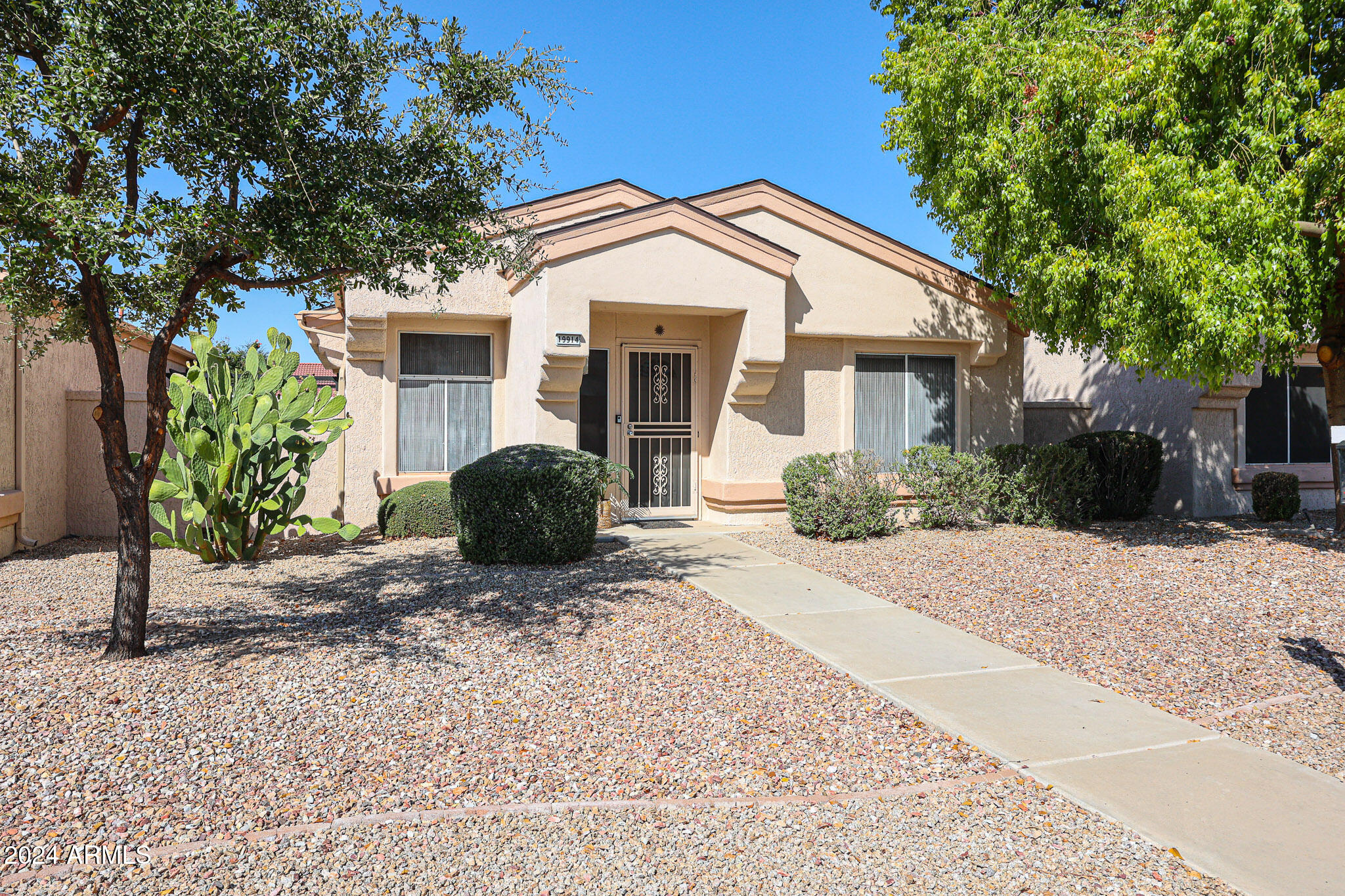 Assumable mortgage in AZ, 19914 N GREENVIEW Drive N, Sun City West, AZ 85375