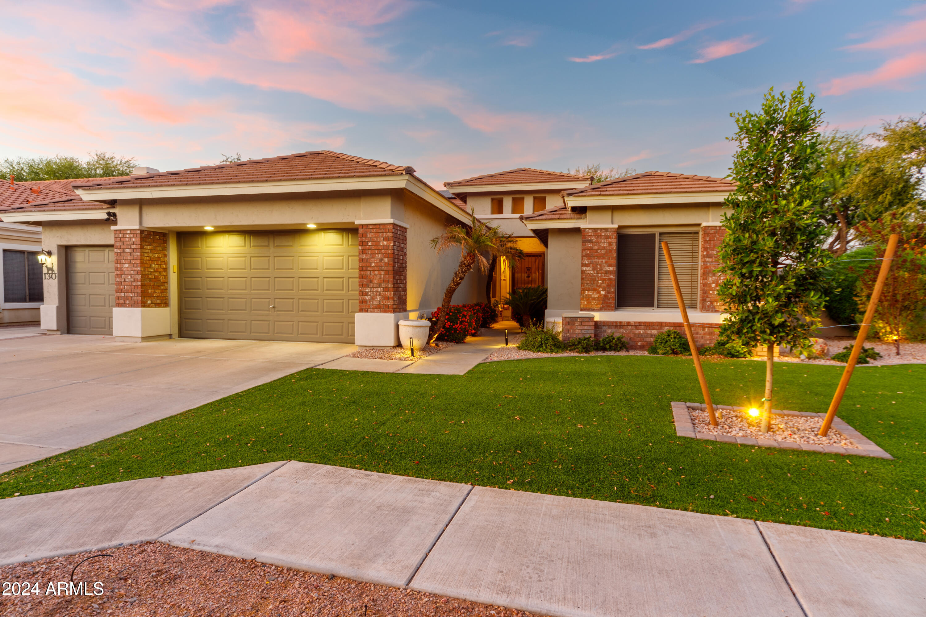 Assumable mortgage in AZ, 130 W SUNBURST Lane, Tempe, AZ 85284