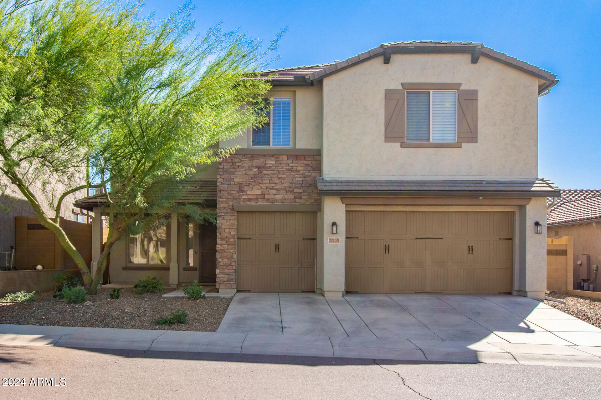 Assumable mortgage in AZ, 2025 W TALLGRASS Trail, Phoenix, AZ 85085