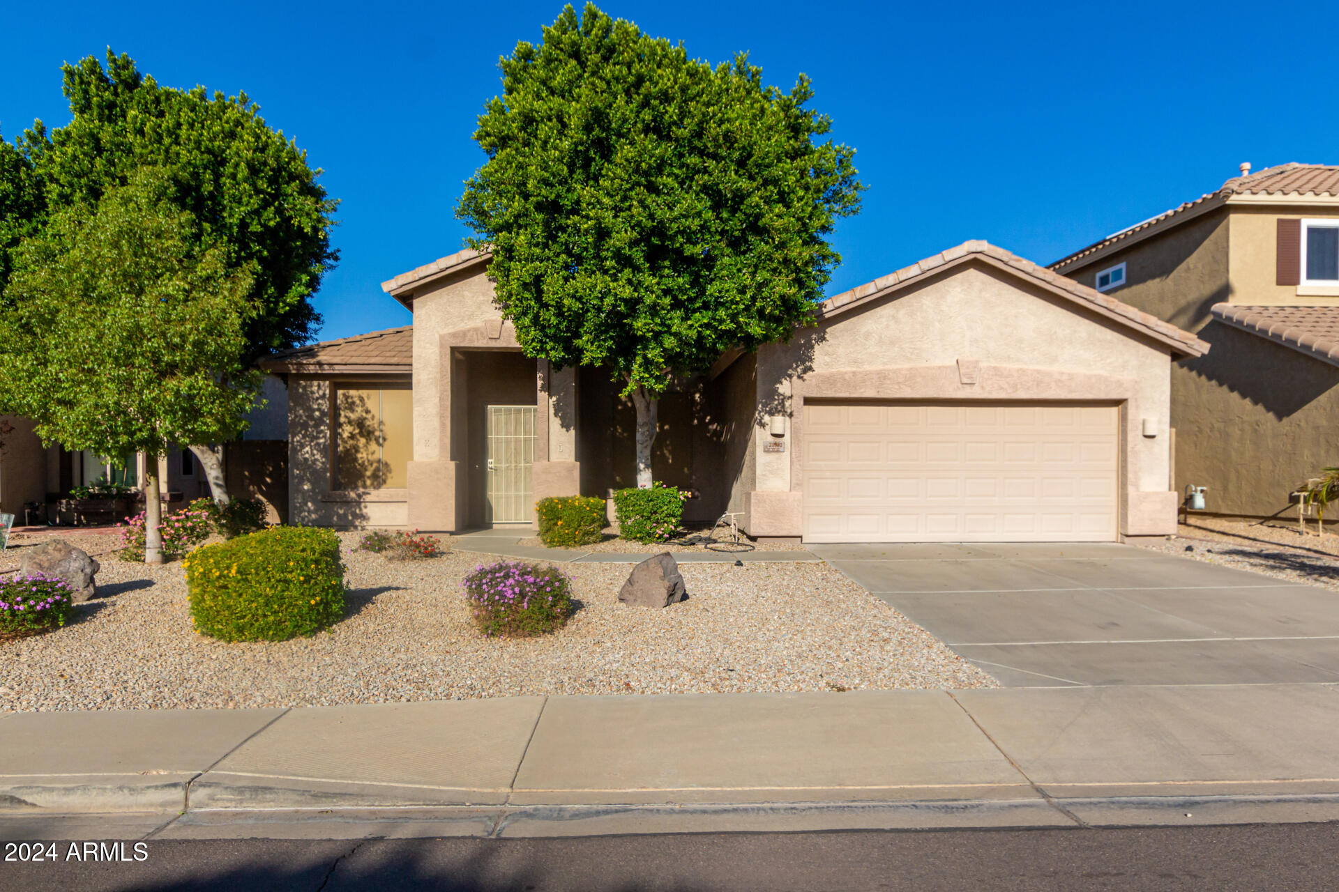 Assumable mortgage in AZ, 21552 N 92ND Lane, Peoria, AZ 85382