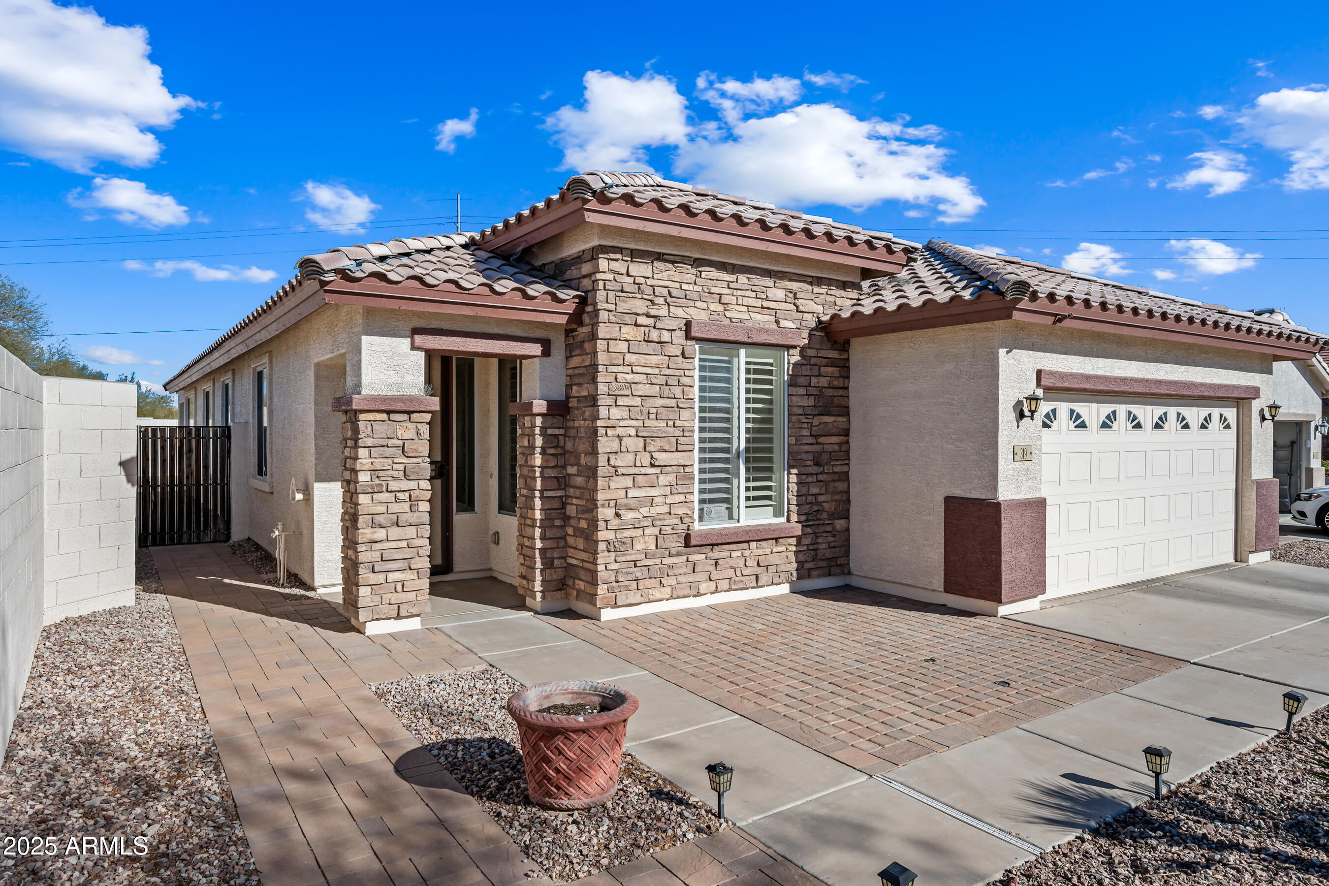 Assumable mortgage in AZ, 319 S 227TH Court, Buckeye, AZ 85326