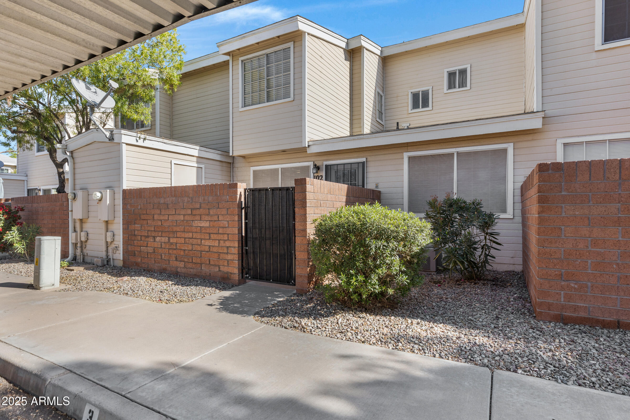 Assumable mortgage in AZ, 625 S Westwood -- UNIT 102, Mesa, AZ 85210